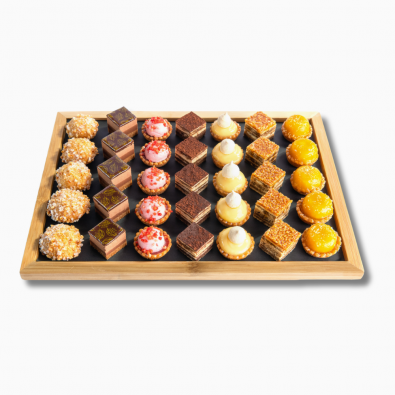 Plateau de 18 mignardises